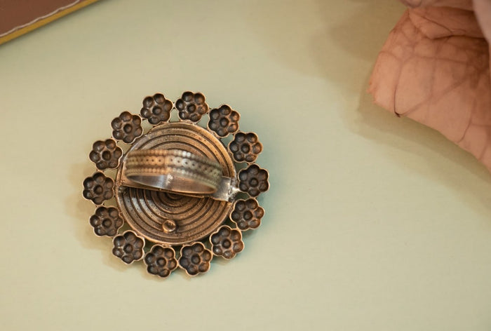 Mizoya Flower Border Concentric Classic Ring