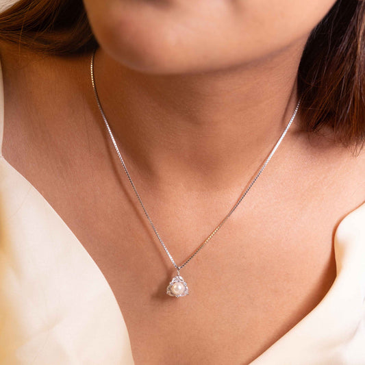 Adya Celeste Pearl Halo Necklace