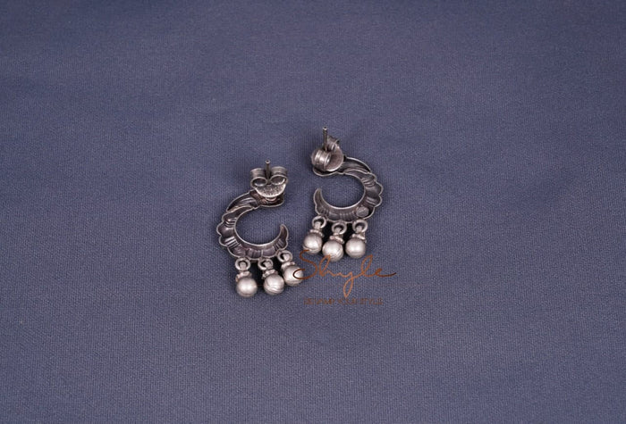 Adya Ghughri Parrot Studs back