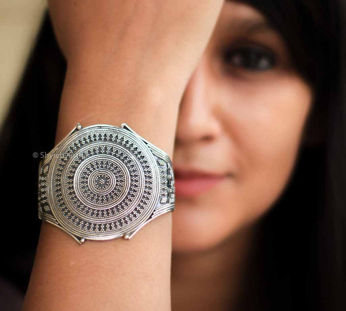 Anvaya Concentric Classic Kada