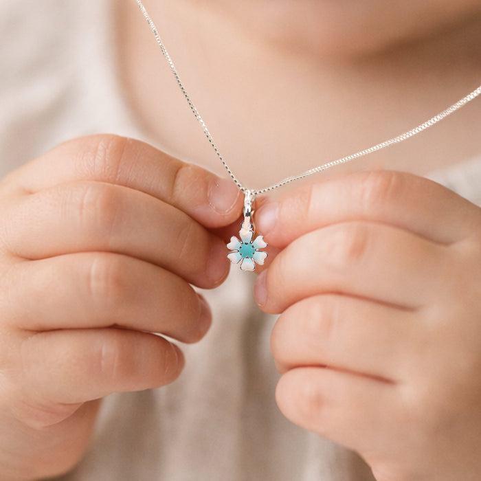 Dancing Daisy Pendant