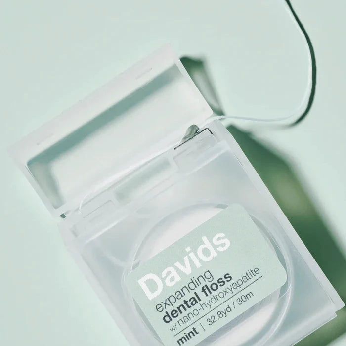 Davids-Expanding Dental Floss-Body-FlossDispenser_6-The Detox Market |