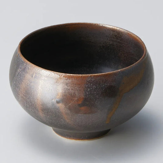 Kanesho Toki: Modern Matcha Bowl (Manganese / White) / 美濃焼モダン抹茶碗