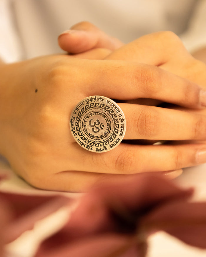 Maha Mrityunjaya Mantra Om Ring