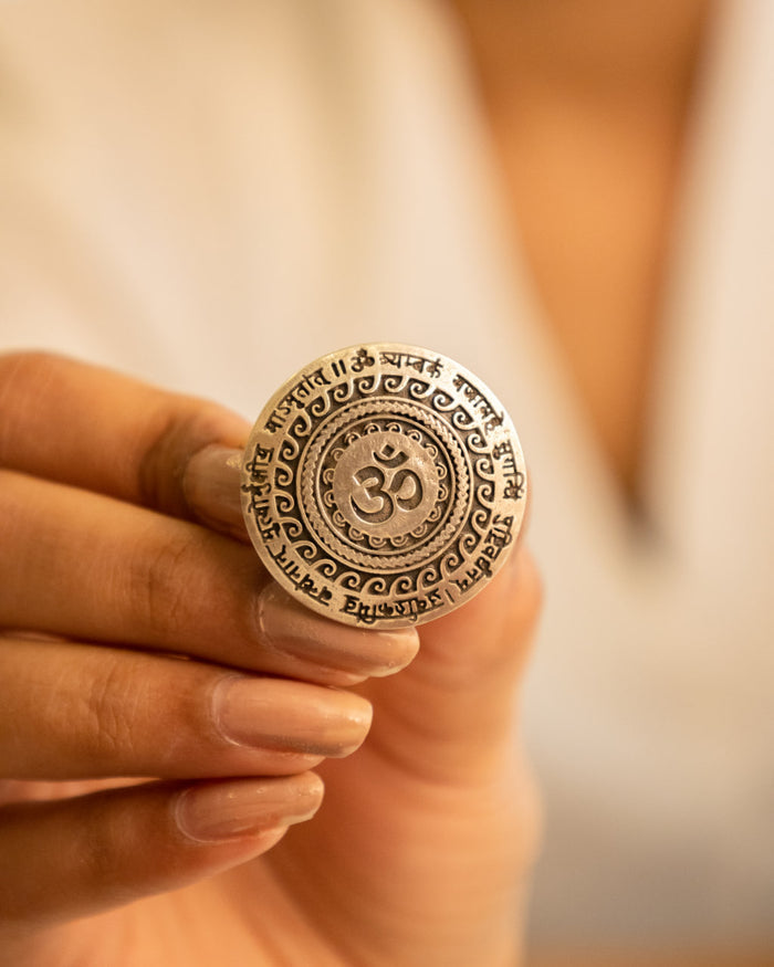 Maha Mrityunjaya Mantra Om Ring