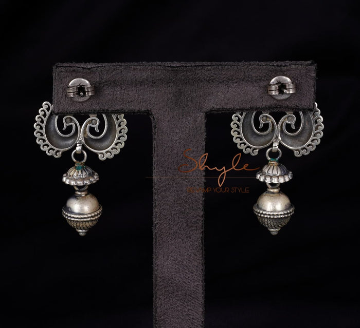 Mizoya Dual Peacock Ball Earrings
