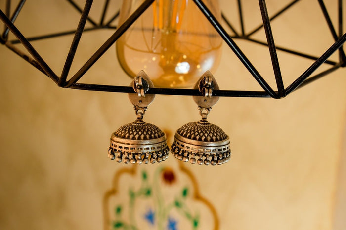 Mizoya Intricate Classic Sadabahaar Jhumka
