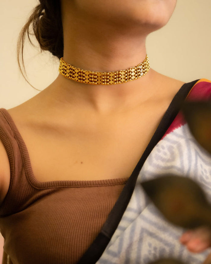Mizoya Intricate Jali Versatile Choker