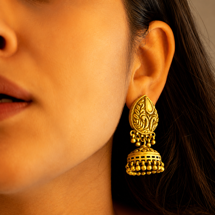 Moh Peacock Motif Embossed Classic Jhumki