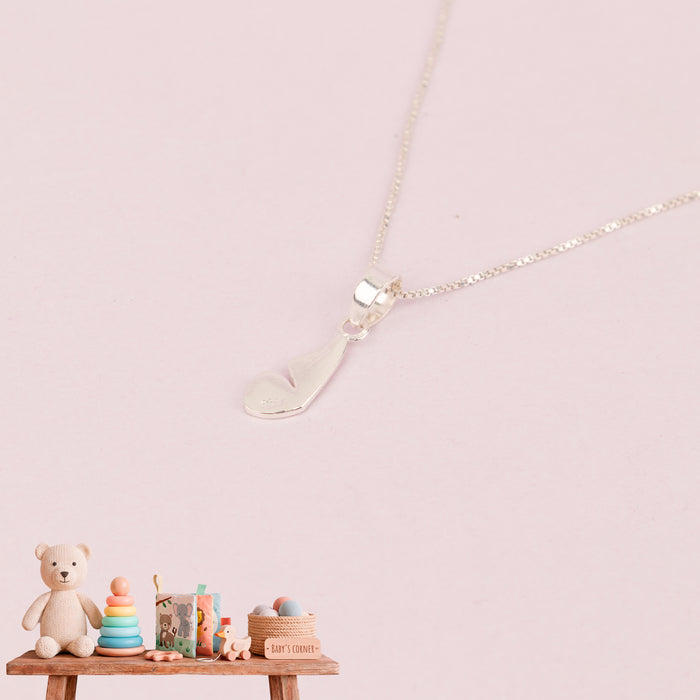 Pretty Pink Butterfly Pendant