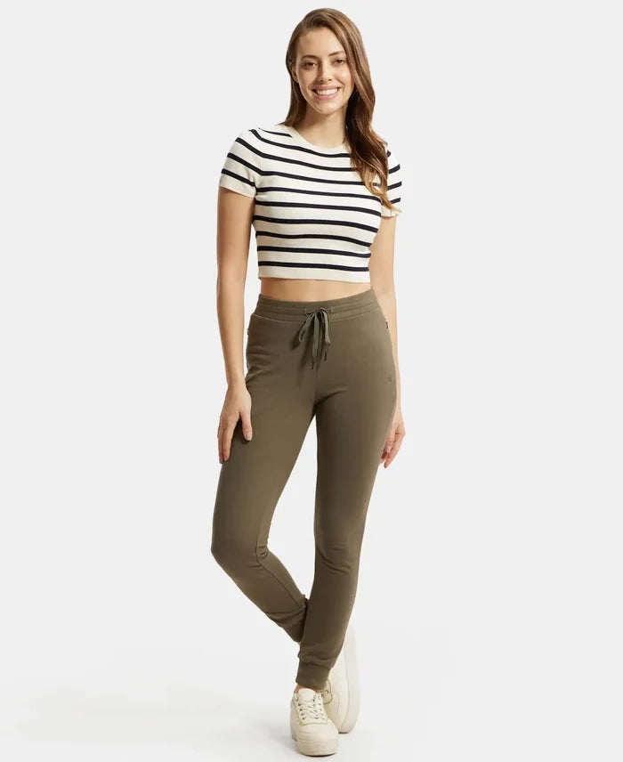 Super Combed Cotton Elastane French Terry Relaxed Fit Joggers With Zipper Pockets - Beetle