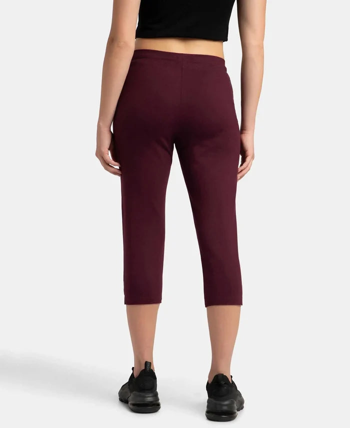 Super Combed Cotton Elastane Stretch Slim Fit Printed Capri with Side Pockets - Wine Tasting-3
