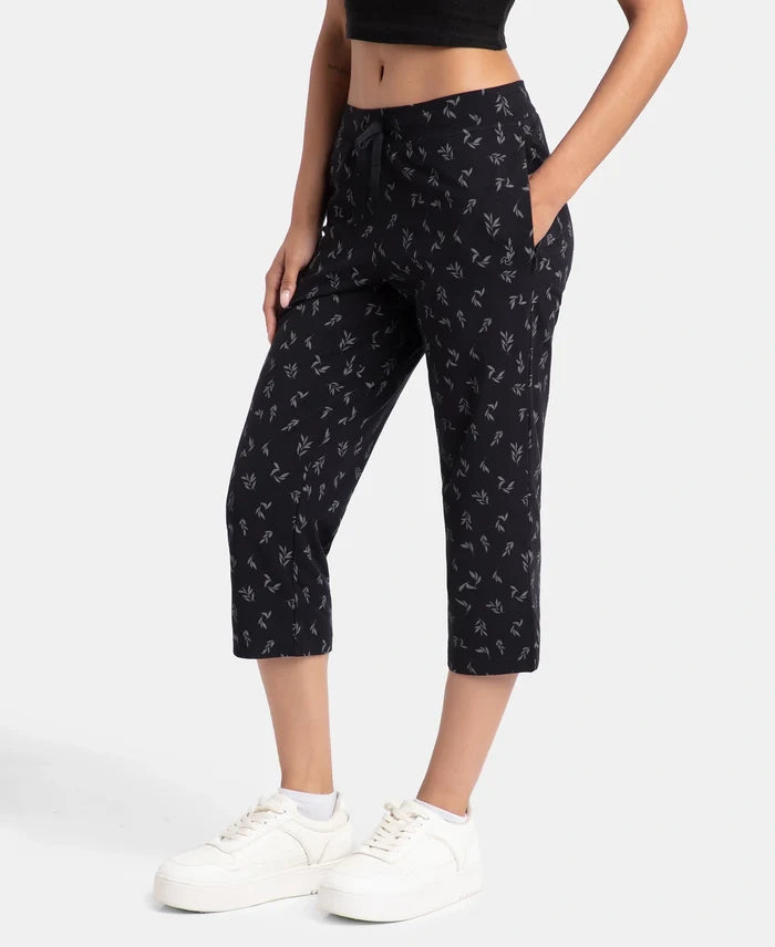 Super Combed Cotton Elastane Stretch Slim Fit Printed Capri with Side Pockets - Black Printed