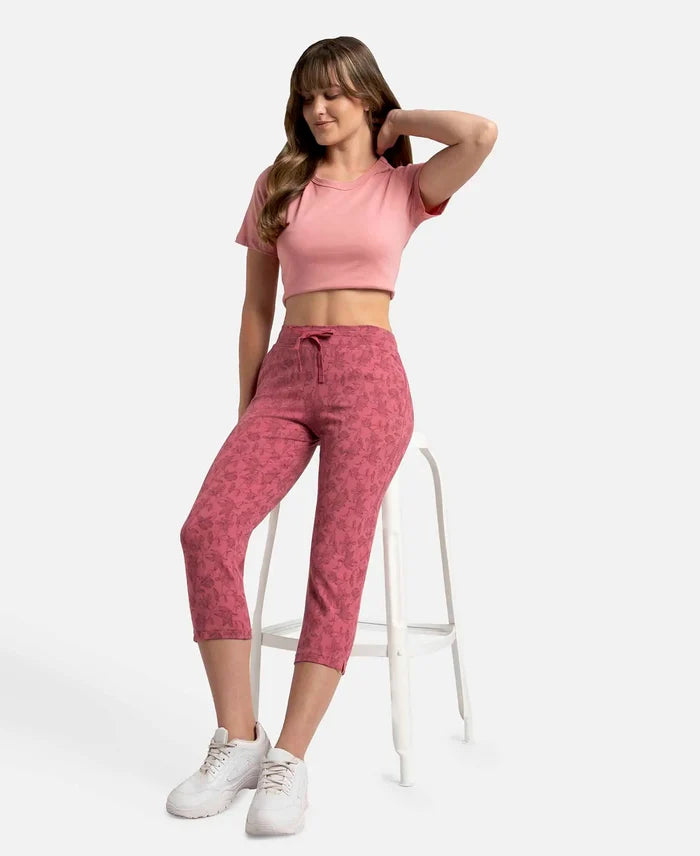 Super Combed Cotton Elastane Stretch Slim Fit Printed Capri with Side Pockets - Rosewine Print-6