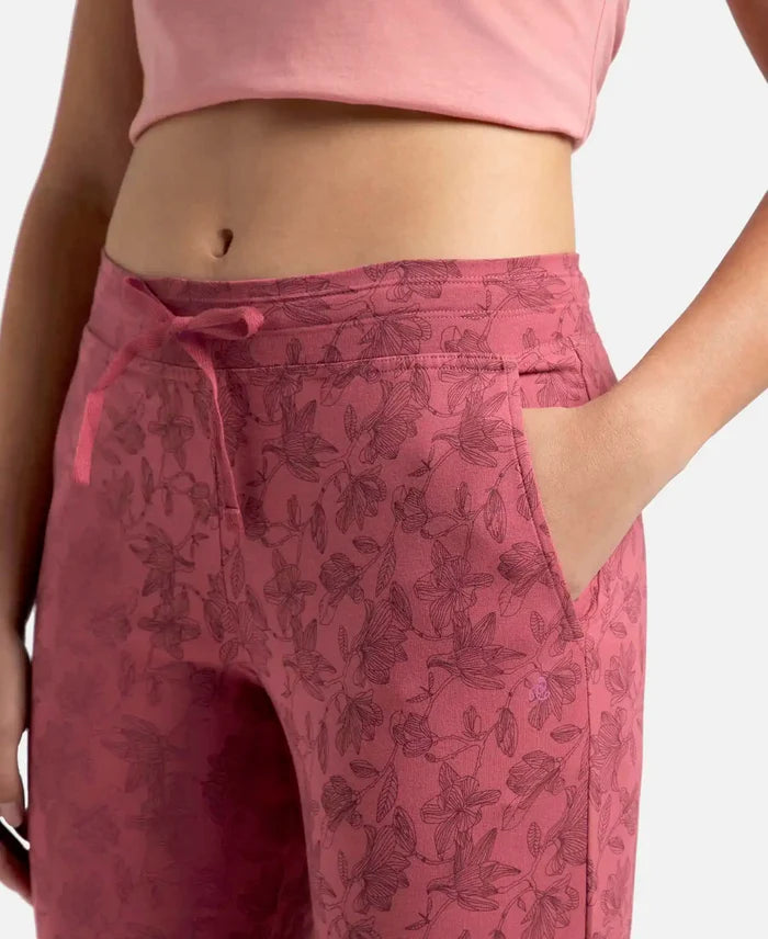 Super Combed Cotton Elastane Stretch Slim Fit Printed Capri with Side Pockets - Rosewine Print-7
