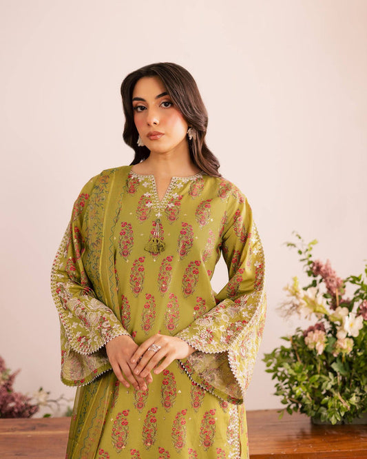 Timeless Charm The Perfect Ethnic Ensemble