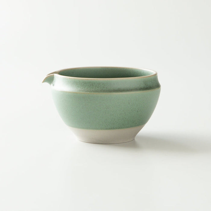 (while stock lasts) Origami Tea Matsukaze Green Minoyaki Porcelain Matcha Bowl with Pouring Lip　抹茶碗 松風グリーン